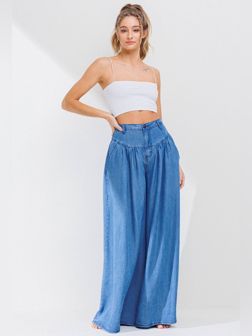 VIBRANT M.I.U. Cloud-Soft Comfort Zero-Sag Technology Wide-Leg Chambray Pants